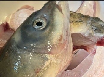 step4: 蒜頭、乾䓤頭及薑磨碎（切碎）。