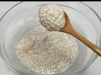 step6: 加入半湯匙的油，攪拌均勻。