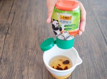 step5: 將<span class="group_3">醬汁</span>材料拌勻備用