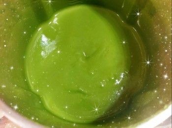 step13: 將轉速調至"速度 10"／按"點動"，打成幼滑綠茶豆蓉