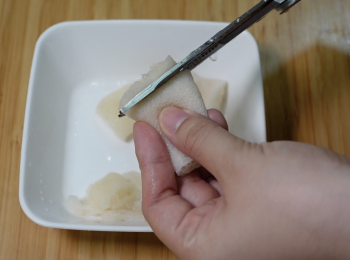 step2: 竹笙已經處理過，再剪小塊