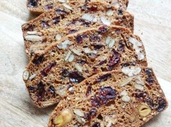 step1: 將檸檬汁加入牛奶內，拌勻，靜置15分鐘