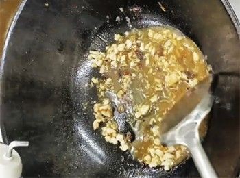 step13: 加入<span class="group_2">調味</span>拌勻