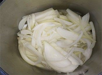 step2: 加入洋蔥絲