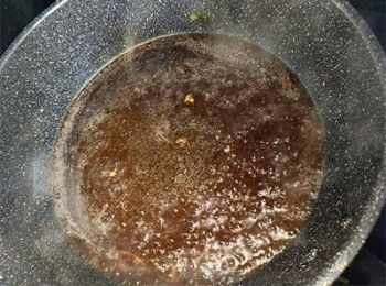 step10: 取適量<span class="group_3">湯頭</span>，加生粉水推成芡汁