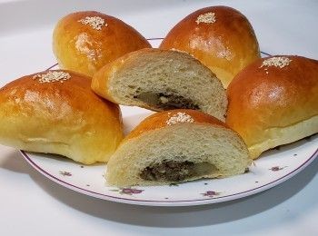 step1: 材全部混合（牛油除外）
靜置30分鐘
麵團成團後 加入牛油
第一次發酵 約1小時