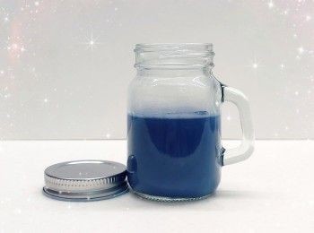 step5: <span class="group_2">蝶豆花鮮奶西米露</span>： 1. 先將蝶豆花洗淨，用熱鮮奶（100 ml；可用微波爐加熱）浸泡約30分鐘／用凍鮮奶泡開，然後放進雪櫃冷藏1晚 2. 隔去蝶豆花（隔渣後的蝶豆花鮮奶大概80 ml），加入鮮奶（680 ml），拌勻成蝶豆花鮮奶，備用