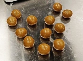 step8: 餅皮每個1両(38g)