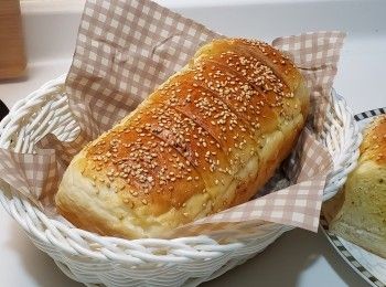 step2: 取出排氣
分等份滾圓
麵團休息15分鐘