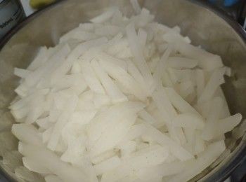 step1: 蘿蔔切粗條