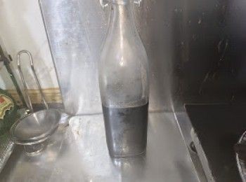 step9: 撈起薑、蔥，裝入容器放入雪櫃備用。
*可存放約一個月