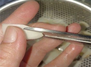 step9: 剪出花瓣形狀