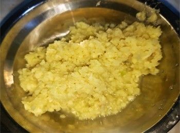 step1: 薑肉打成蓉