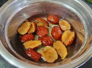 step3: 紅棗- 剪開去核