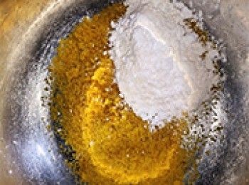 step10: 加入粟粉、吉士粉