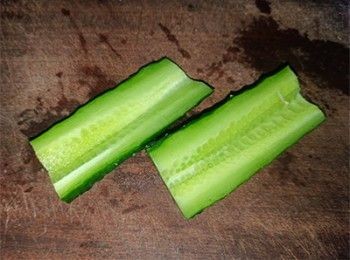 step2: 青瓜去囊