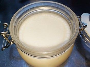 step8: 放涼後，轉成白色膏狀