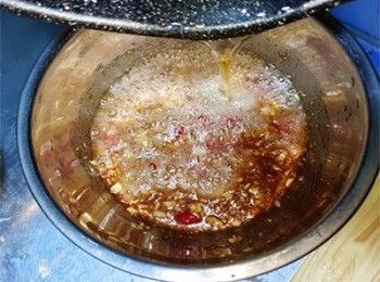 step6: 灒入滾油拌勻