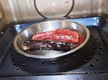 step3: 臘味洗淨蒸10分鐘