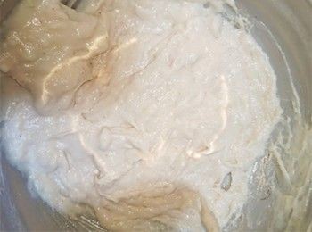 step9: 順時針攪至起膠