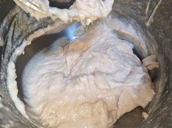 step5: 中高速打10分鐘至起膠