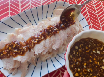 step6: 放上醬汁，即成！