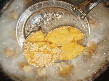 step8: 180℃放入，炸至金黃