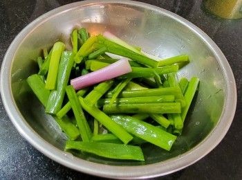 step3: 蔥段