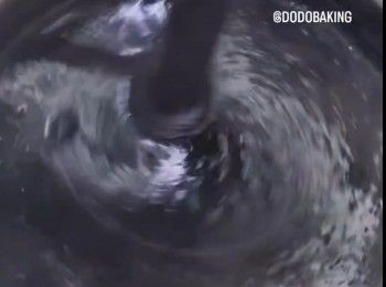 step4: 關火，用電動攪拌棒攪匀即可，趁熱享用。