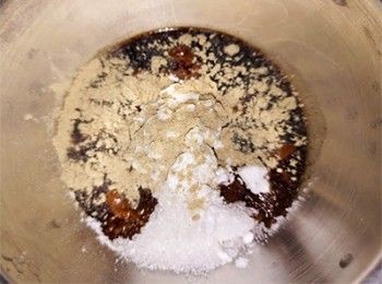 step2: <span class="group_2">調味料</span>在碗中拌勻