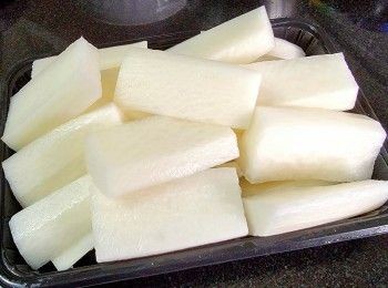 step4: 白蘿蔔 , 切厚件