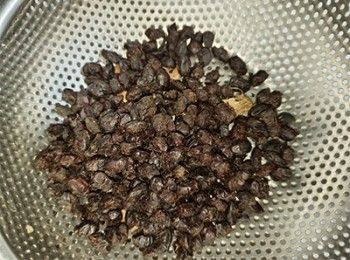 step2: 豆豉沖洗乾淨隔水備用