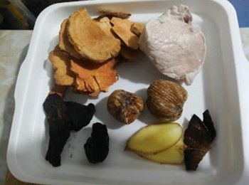 step2: 土茯苓、生、熟地黃清洗乾淨。