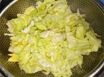 step3: 生菜洗淨切絲