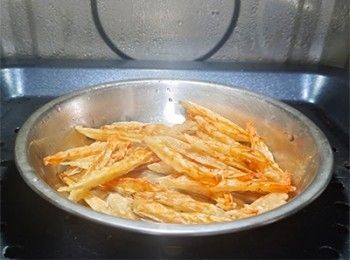 step1: 蝦乾蒸30分鐘
