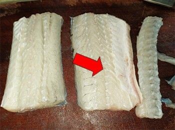 step2: 用刀片出中間主骨