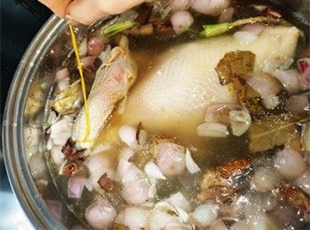 step6: 放下雞浸2-3秒