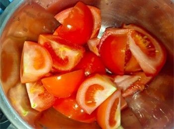 step1: 蕃茄切角
