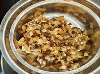 step2: 切小粒備用