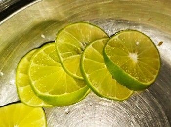 step3: 青檸1個切片