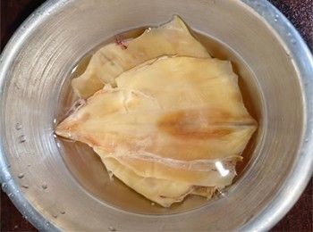 step3: 土尤浸至軟身，清洗乾淨