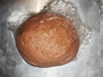 step4: 保鮮紙包好，靜置30分鐘