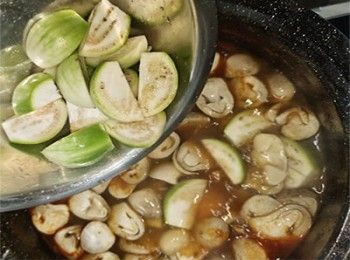 step13: 再加入泰國圓茄煮熟