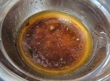 step6: 芡汁 -  黃酒 1湯匙 , 麻油少許 , 甜醋 1/2湯匙