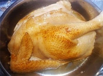 step6: 雞皮上色後盛起備用