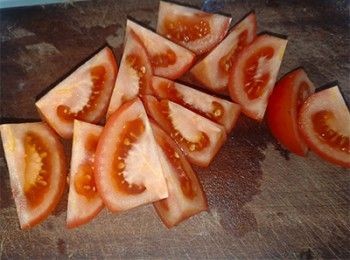 step4: 蕃茄切瓣