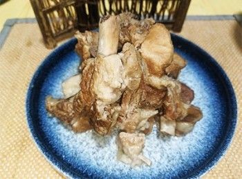 step8: <span class="group_3">醬汁材料</span>加入<span class="group_4">調味B</span>打碎