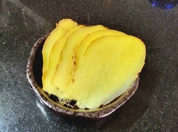 step2: 薑片