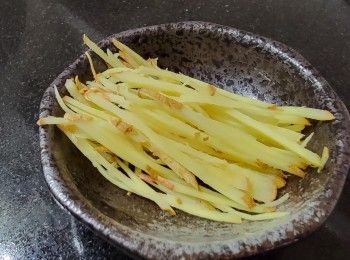 step2: 薑絲