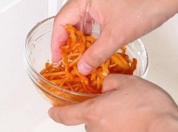 step3: 蟲草花沖洗2-3次